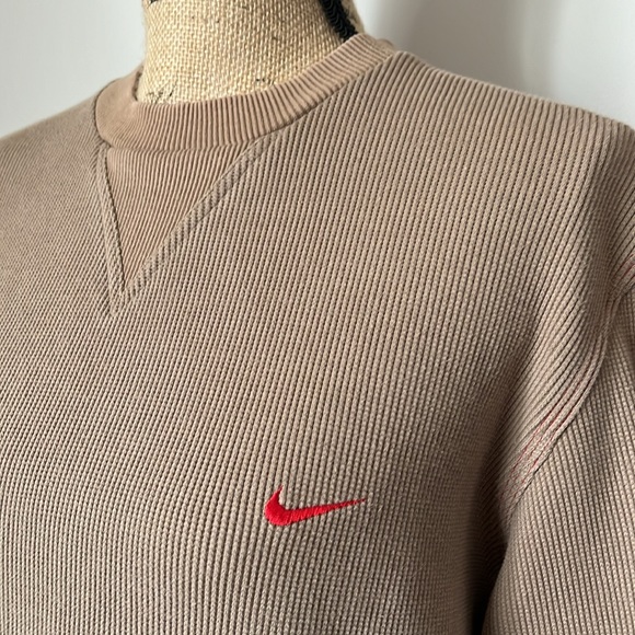 Nike Tops - nike trail run printed graphic long sleeve